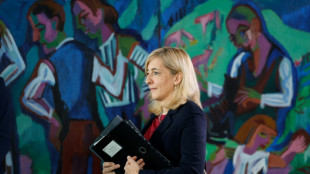 Finanznot trotz Milliardenüberschuss: Warken dringt auf Krankenkassen-Reform