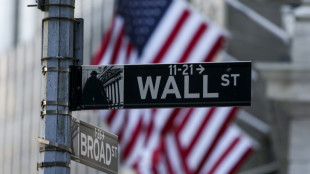 Wall Street recule, la pression sur la tech s'intensifie