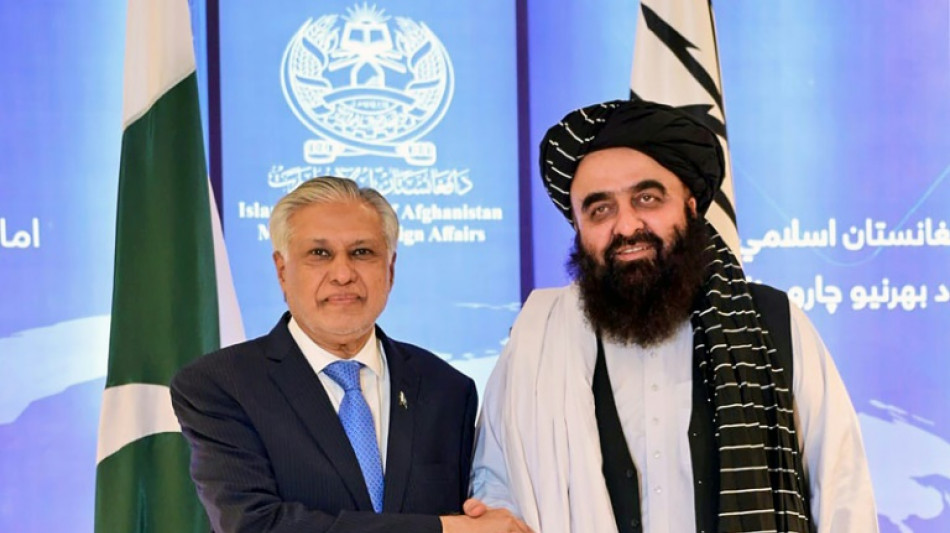 Expulsions d'Afghans: Kaboul dénonce des mesures "unilatérales" sapant ses relations avec le Pakistan