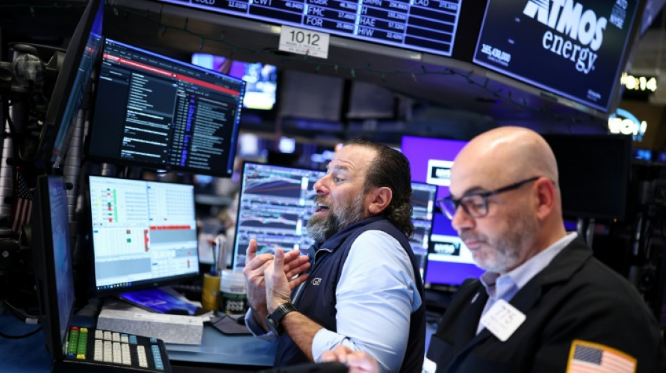 Wall Street termine en hausse, les investisseurs renouent avec le risque