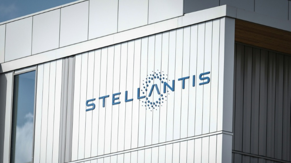 El grupo automotor Stellantis vuelve a tener beneficios en el 1T tras un repunte de ventas