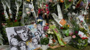 Obs&egrave;ques d'Alain Delon samedi en petit comit&eacute;, c&eacute;l&eacute;br&eacute;es par Mgr Di Falco