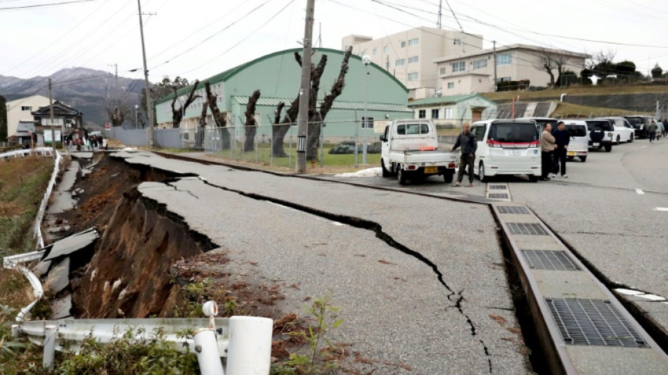 30 morts au Japon apr&egrave;s un puissant s&eacute;isme, d'importants d&eacute;g&acirc;ts mat&eacute;riels