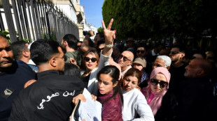 Tunisie: jusqu'à 66 ans de prison dans le méga-procès du "complot" contre les opposants