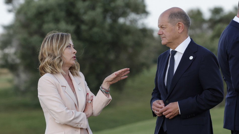 Scholz, 'Meloni &egrave; all'estrema destra, differenze evidenti'