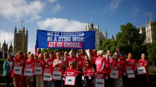 Parlamento britânico tem votação decisiva sobre projeto de lei de morte assistida