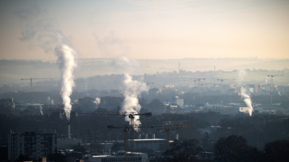 France climate goals off track as emissions cuts slow again