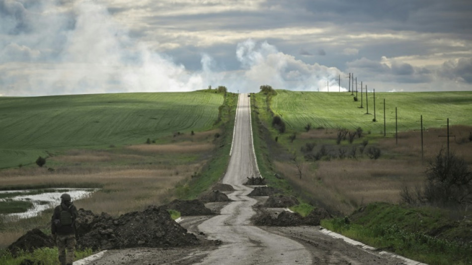 Los rusos intensifican los ataques en el este de Ucrania, que aguarda el fallo por los cr&iacute;menes de guerra