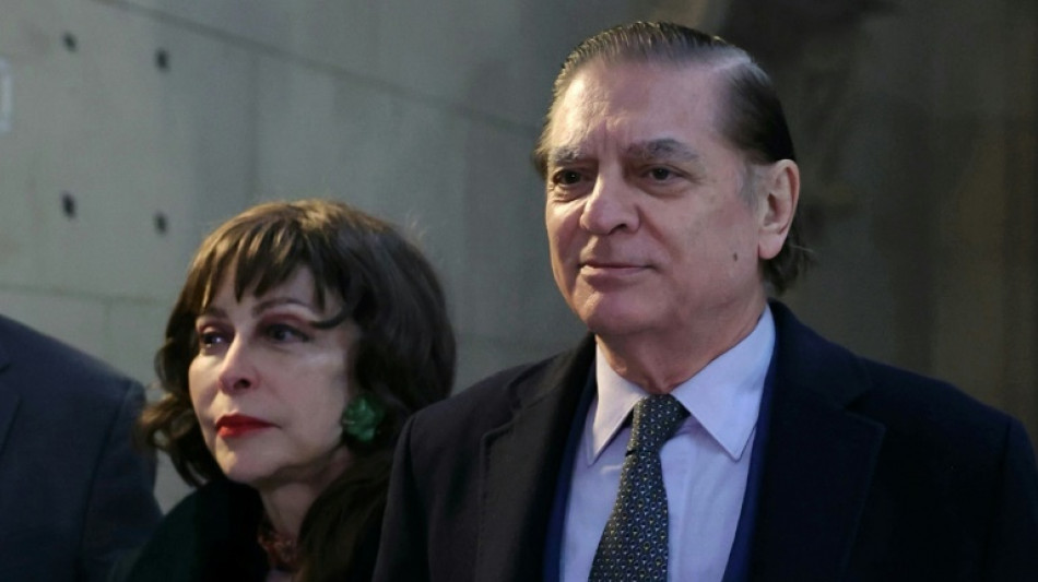 Le prince Paul de Roumanie, visé par un mandat d'arrêt, remis en liberté à Paris