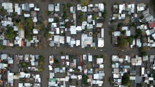 Três desaparecidos e quase 3.000 evacuados em enchentes na Argentina