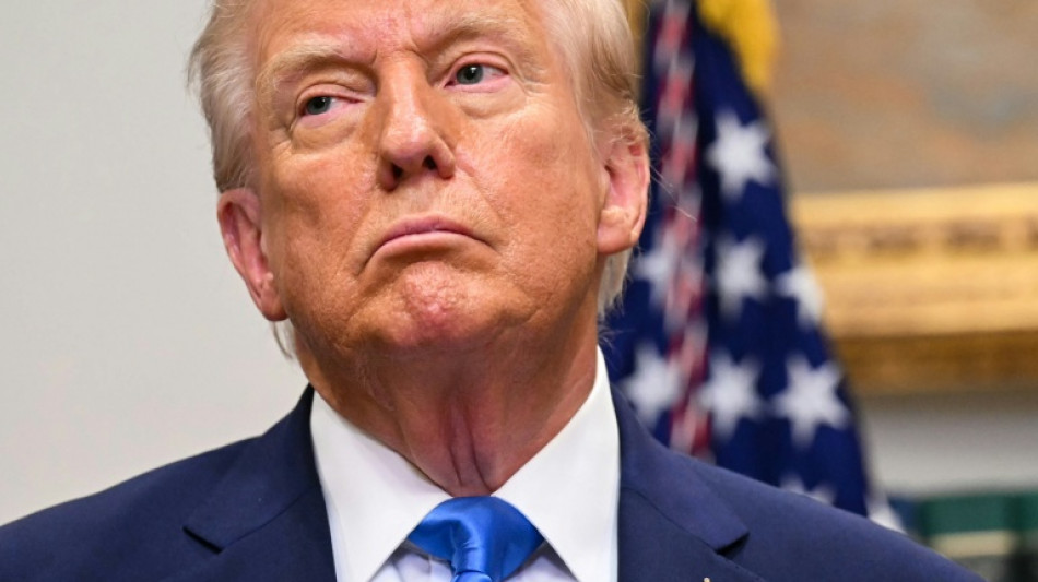 Casa Branca amea&ccedil;a demiss&otilde;es em massa em meio ao risco de paralisa&ccedil;&atilde;o