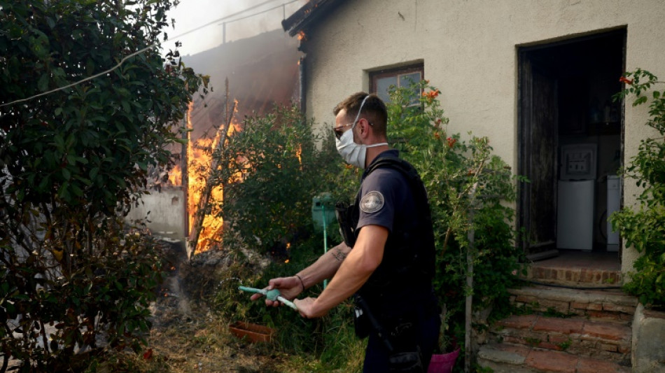 Waldbrand in S&uuml;dkfrankreich erreicht Hafenstadt Marseille