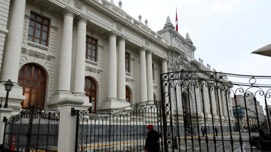 Peru volta a ter Congresso bicameral ap&oacute;s tr&ecirc;s d&eacute;cadas