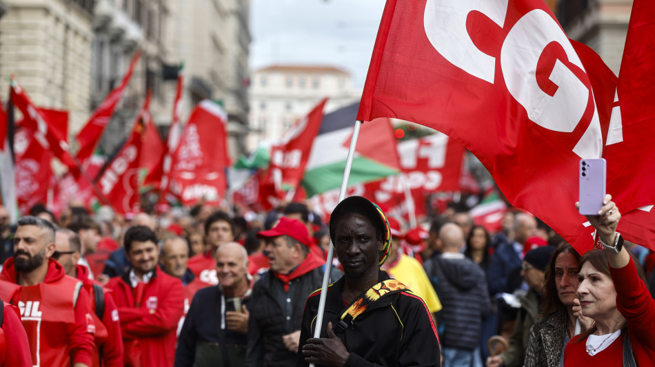 Cgil, cambiare manovra, è inadeguata e ingiusta
