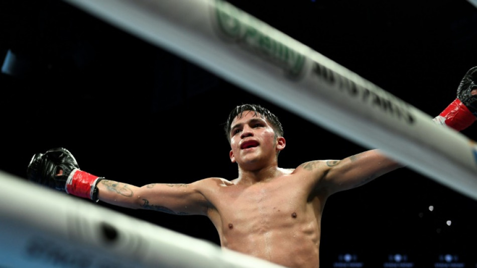 Rodriguez stops Cafu in super flyweight unification fight