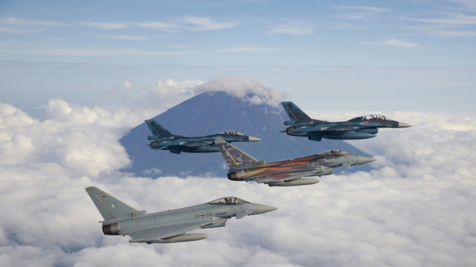 L&iacute;der japon&eacute;s quiere subir gasto de defensa a 2% del PIB para 2027