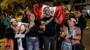 Pr&eacute;sidentielle au P&eacute;rou: Keiko Fujimori en l&eacute;g&egrave;re avance dans un scrutin tr&egrave;s serr&eacute;