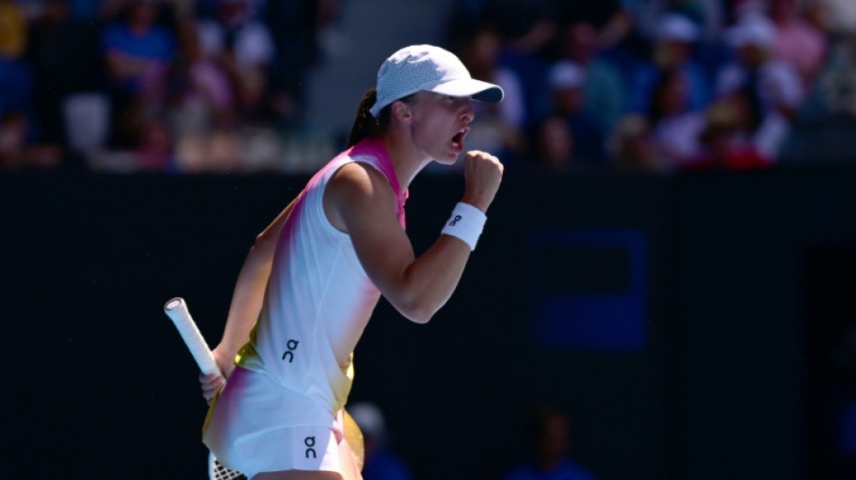 Swiatek atropela Navarro e avan&ccedil;a &agrave;s semifinais do Aberto da Austr&aacute;lia