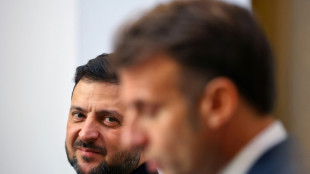Guerre en Ukraine: Zelensky à Paris en plein va-et-vient diplomatique orchestré par Trump