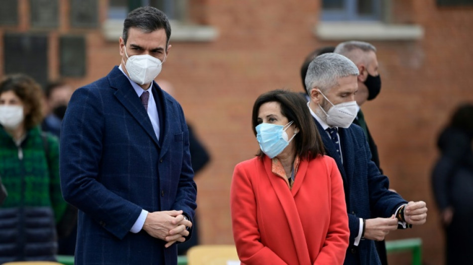 Pedro S&aacute;nchez y la ministra de Defensa espa&ntilde;ola, espiados por Pegasus