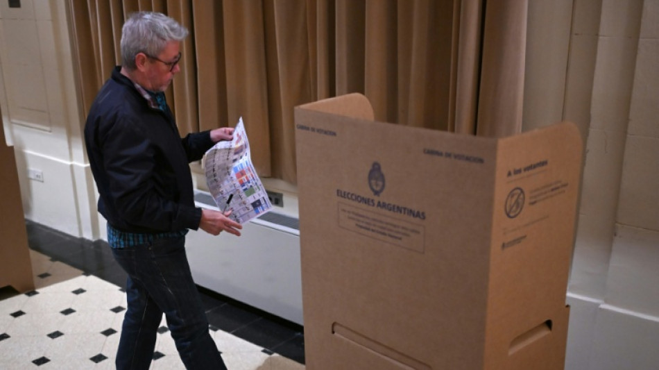 L'Argentine vote pour des législatives de mi-mandat cruciales pour Milei et ses réformes