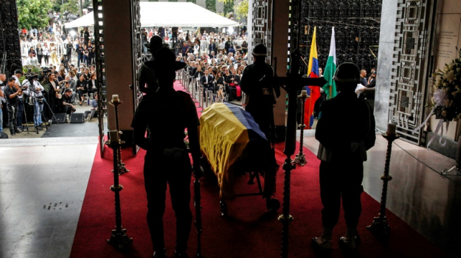 Medell&iacute;n despide al artista Botero, su hijo predilecto