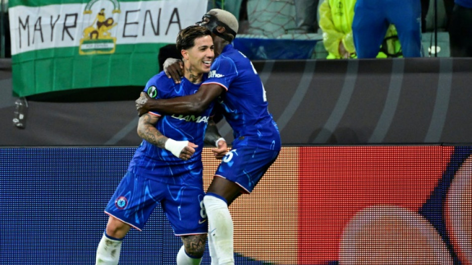 Chelsea vence Betis de virada (4-1) e conquista Conference League