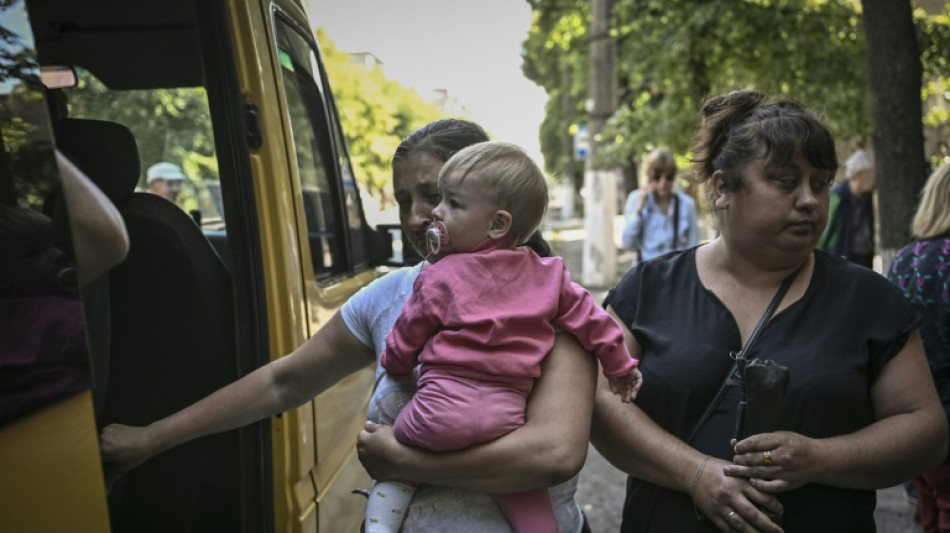 Fuerzas ucranianas "resisten" en batalla clave del Donb&aacute;s
