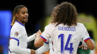 Sem seus l&iacute;deres, Fran&ccedil;a goleia Israel (4-1) em Budapeste na Liga das Na&ccedil;&otilde;es