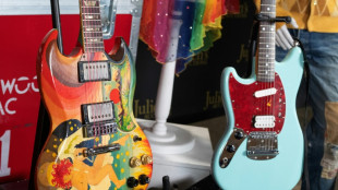 Guitarra del &uacute;ltimo concierto de Kurt Cobain vendida por m&aacute;s de USD 1,5 millones