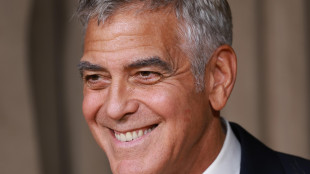 George Clooney e Annette Bening star in nuovo film di Paul Weitz