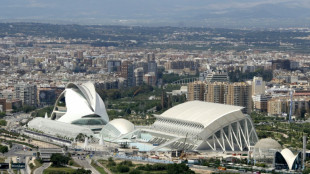 El et&iacute;ope Sisay Lemma gana la marat&oacute;n de Valencia