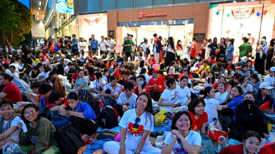 Grand Vietnam parade 50 years after the fall of Saigon