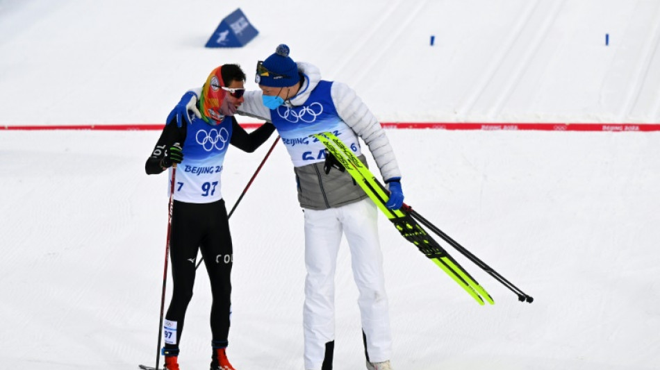El campeón olímpico Niskanen esperó al último, el colombiano Quintana, para felicitarlo