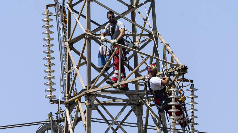 Istat, fatturato in calo a maggio per industria e servizi