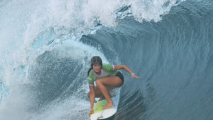 Luana Silva avan&ccedil;a &agrave;s oitavas do surfe de Paris-2024; Tati Weston-Webb e Tain&aacute; v&atilde;o para repescagem