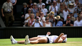 Swiatek massacra Anisimova (6-0 e 6-0) e conquista Wimbledon pela 1ª vez