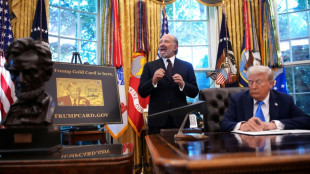 Presentan una demanda contra la visa a 100.000 dólares ordenada por Trump