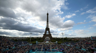 Com menos p&uacute;blico mas a mesma paix&atilde;o, esp&iacute;rito paral&iacute;mpico segue vivo em Paris