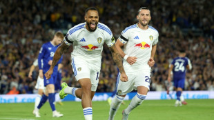 Leeds beat Everton for perfect start to Premier League return