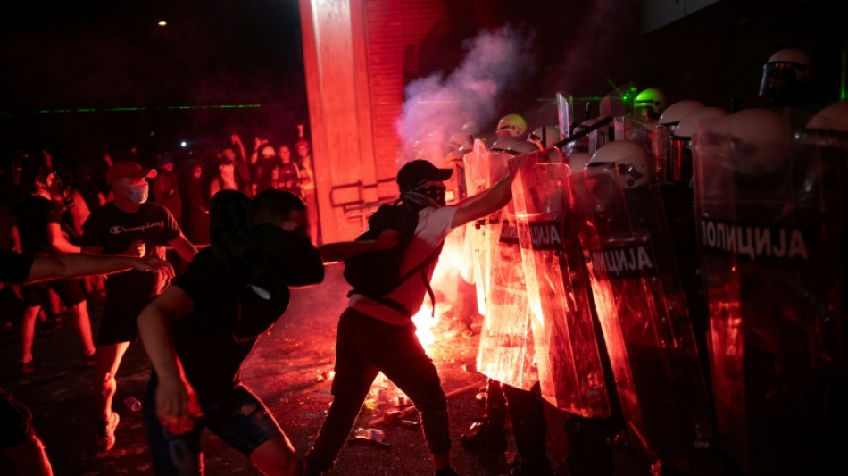 Serbie: 42 personnes en détention après une manifestation anti-gouvernement