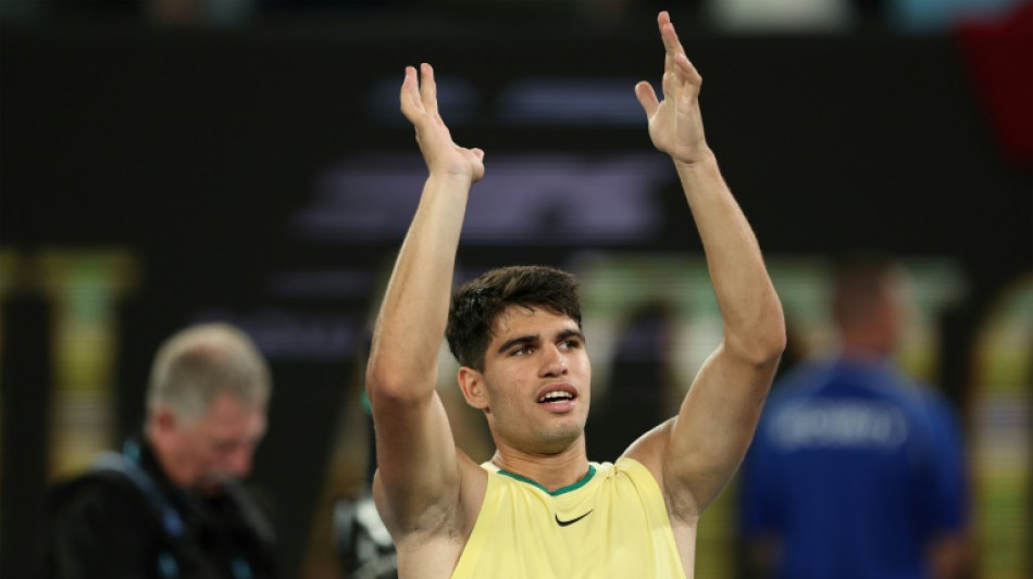 Alcaraz estreia no Aberto da Austr&aacute;lia com vit&oacute;ria sobre Gasquet