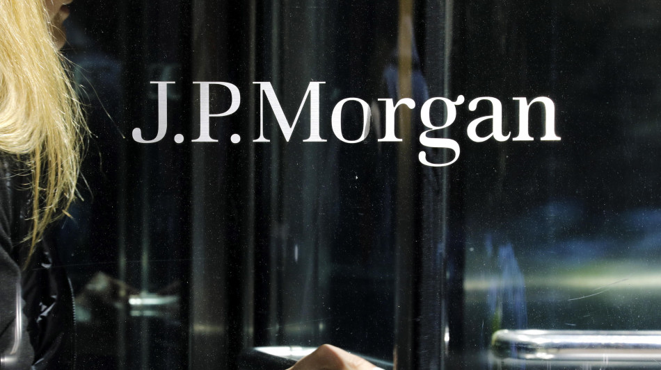 Trump fa causa a JPMorgan e al suo ceo, chiede 5 miliardi