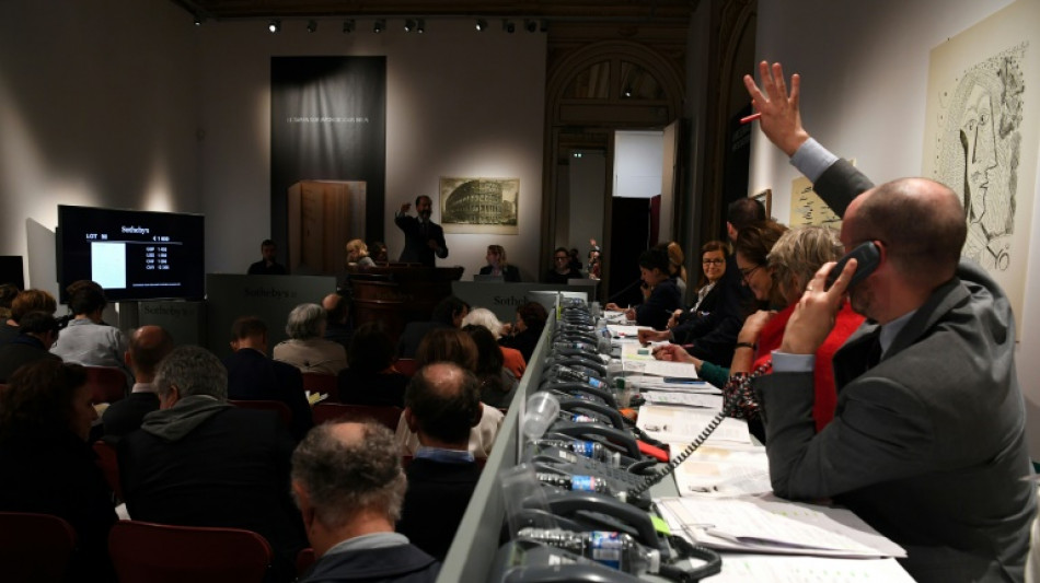 Subastan un cuadro de Magritte en 11 millones de euros en Par&iacute;s