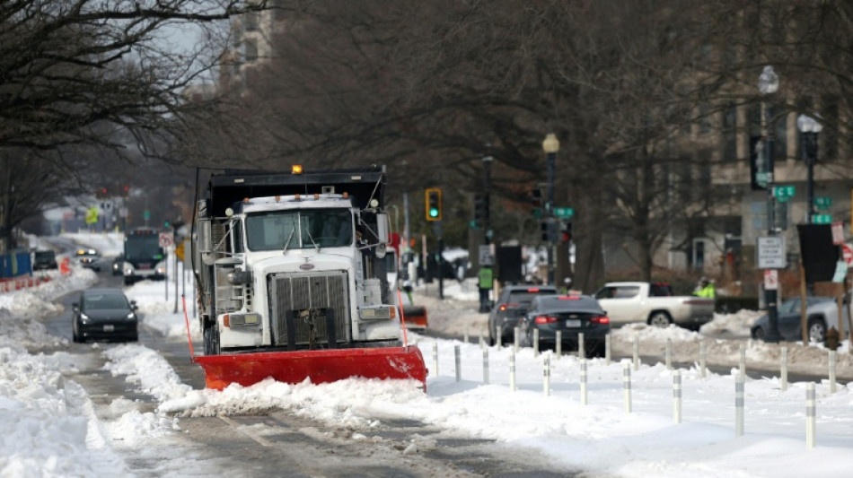 Another Arctic blast bears down on US as snow cleanup drags on