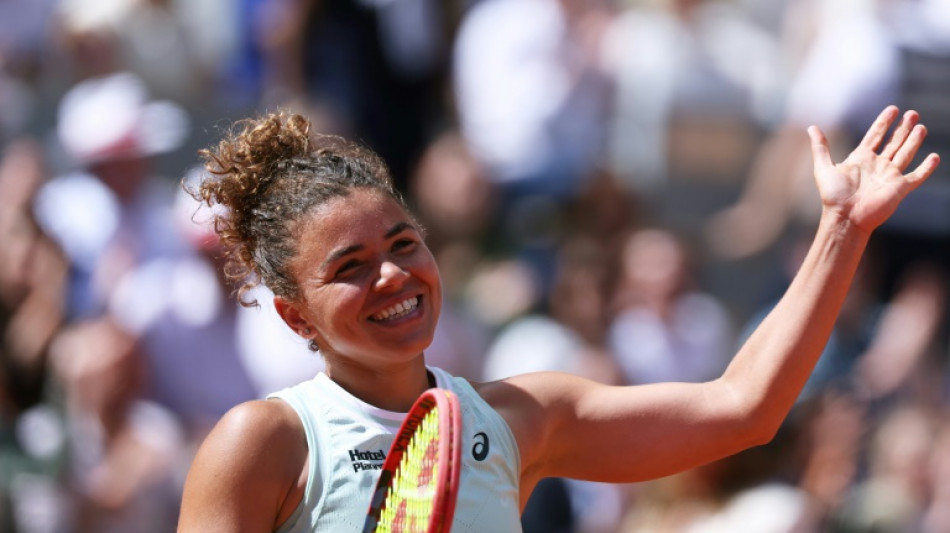 Jasmine Paolini e Mirra Andreeva derrubam favoritas e v&atilde;o &agrave; semifinal de Roland Garros