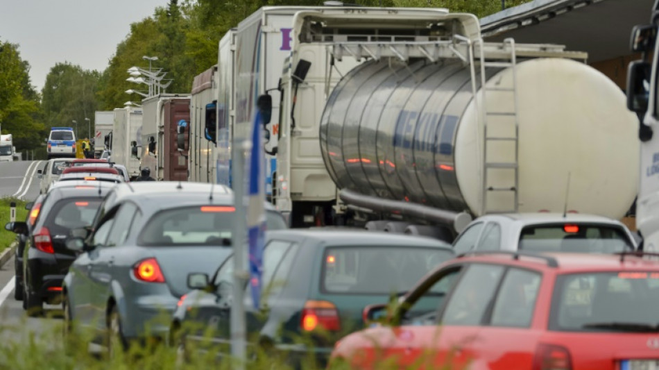 Zunehmender Rückreiseverkehr auf Autobahnen: ADAC erwartet zahlreiche Staus