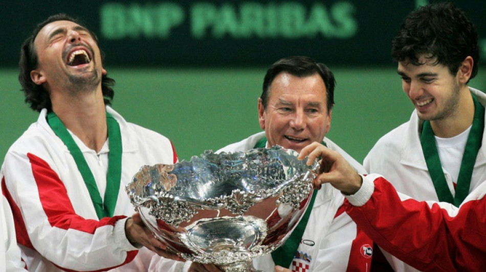 Djokovic presta homenagem póstuma a Nikola Pilic, seu "pai no tênis"