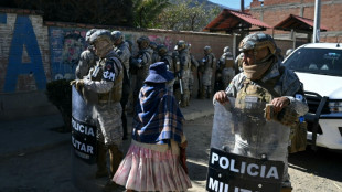 Manifestations en Bolivie: police et arm&eacute;e d&eacute;bloquent une route strat&eacute;gique vers La Paz