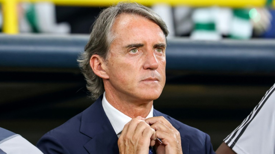Roberto Mancini vai ajudar Sampdoria na luta contra rebaixamento para 3ª divisão italiana